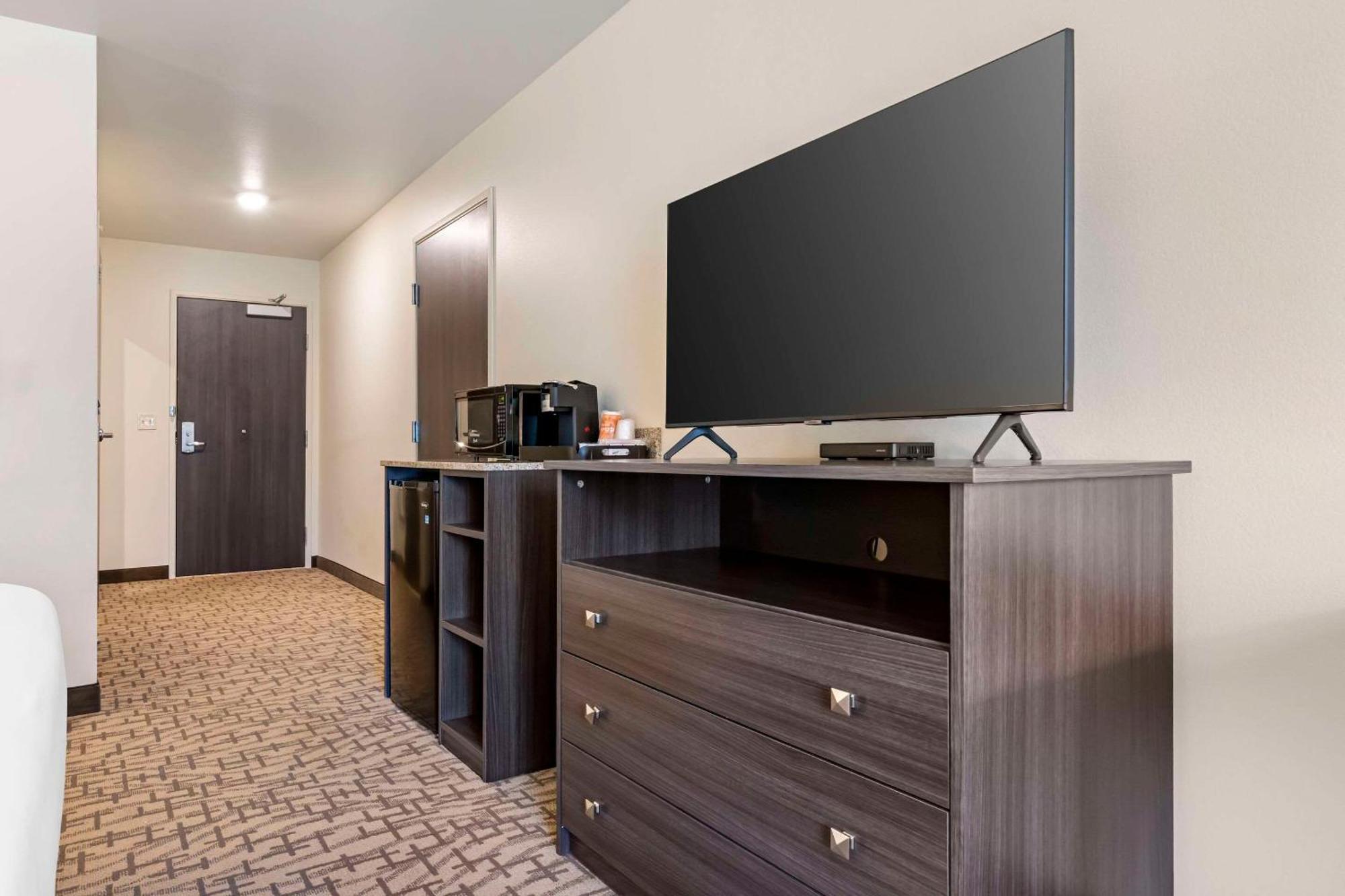 Comfort Inn & Suites Medina ภายนอก รูปภาพ