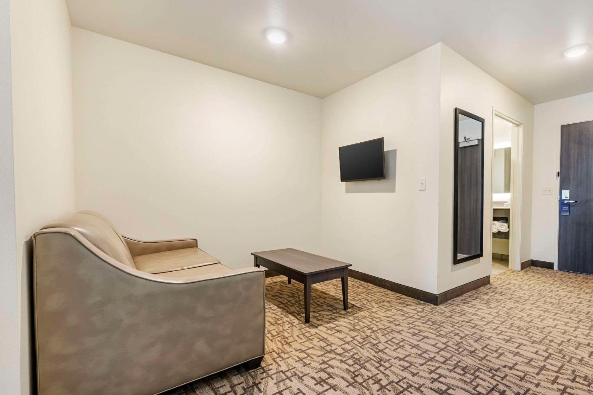 Comfort Inn & Suites Medina ภายนอก รูปภาพ