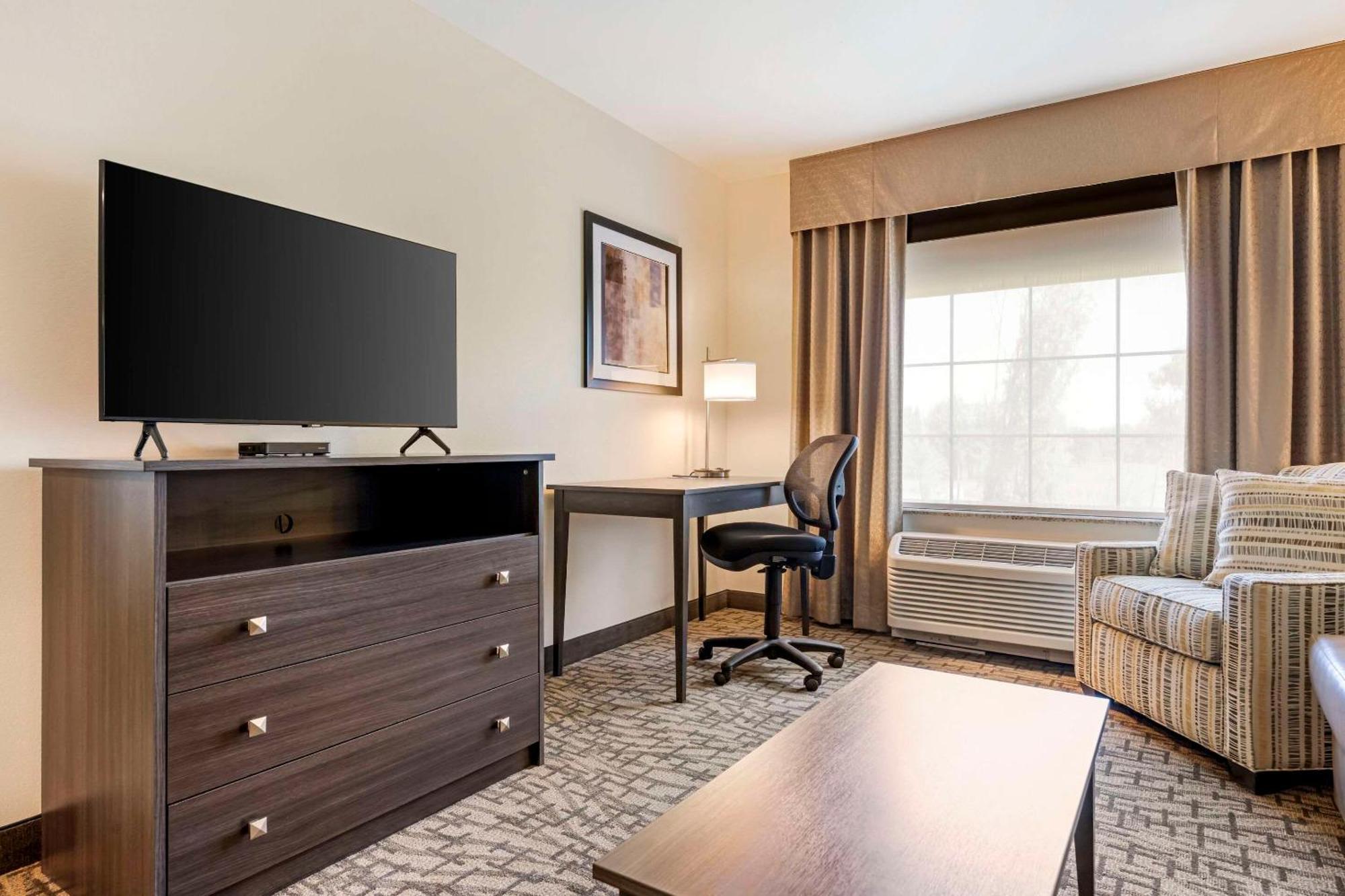Comfort Inn & Suites Medina ภายนอก รูปภาพ