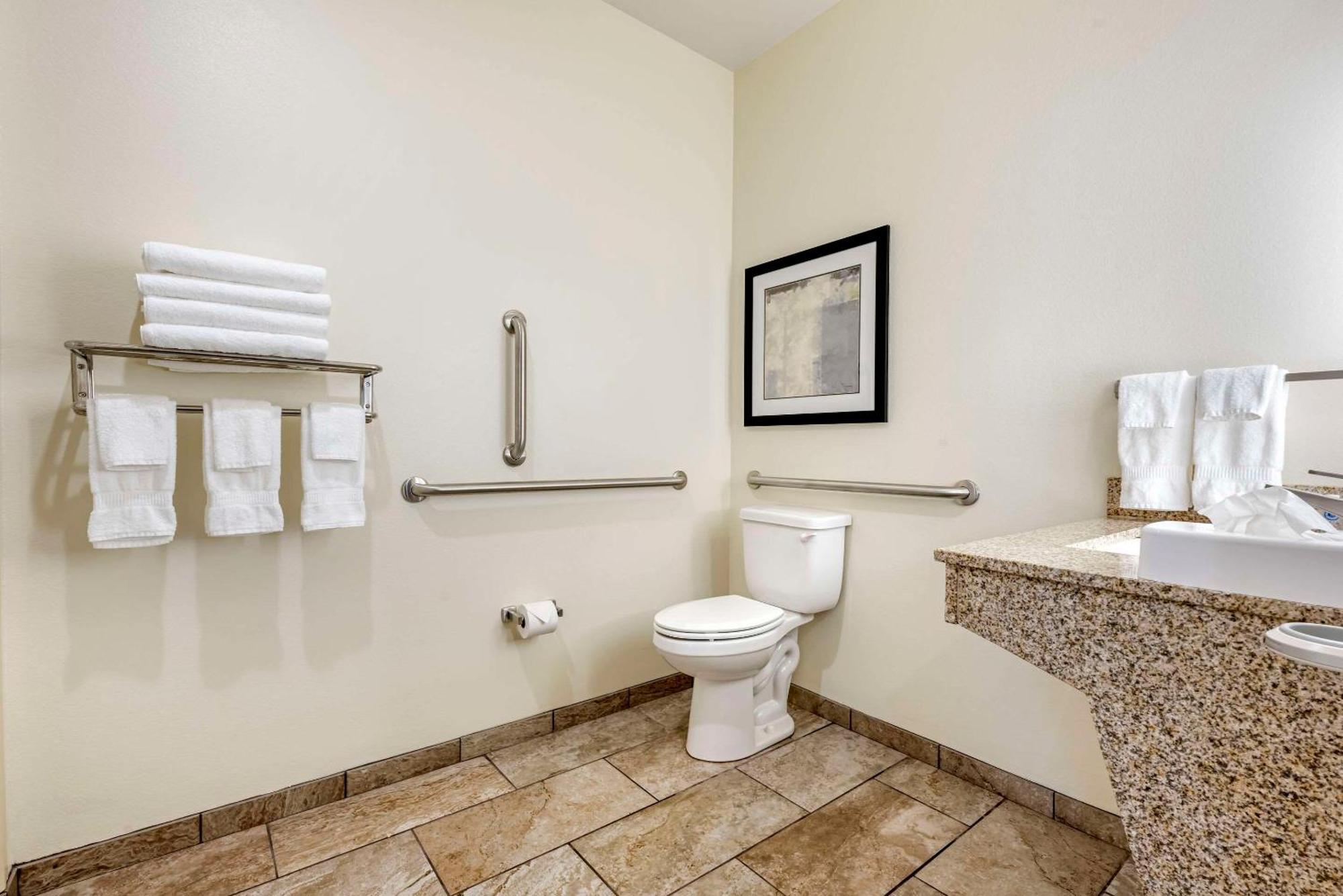 Comfort Inn & Suites Medina ภายนอก รูปภาพ