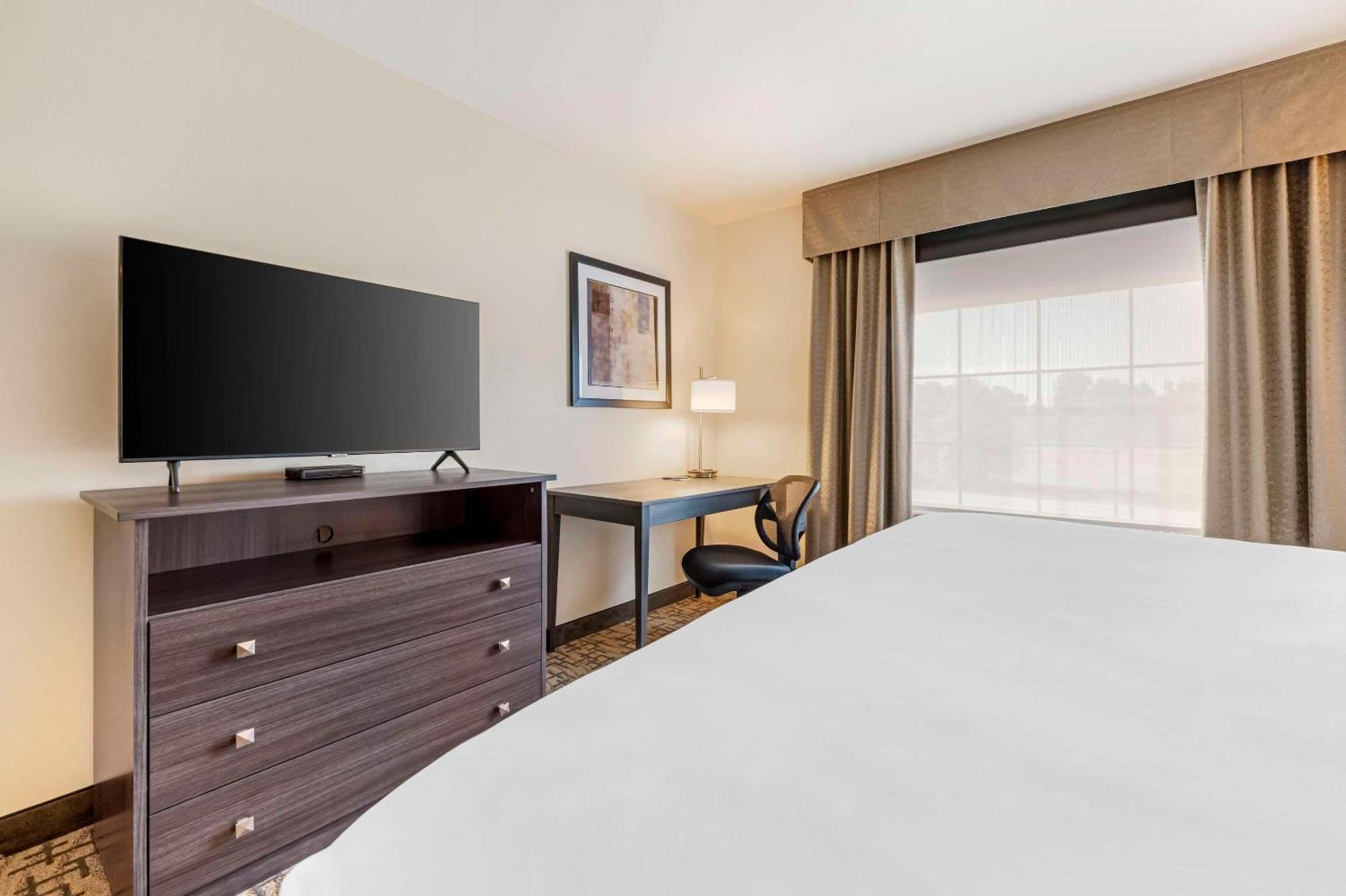 Comfort Inn & Suites Medina ภายนอก รูปภาพ
