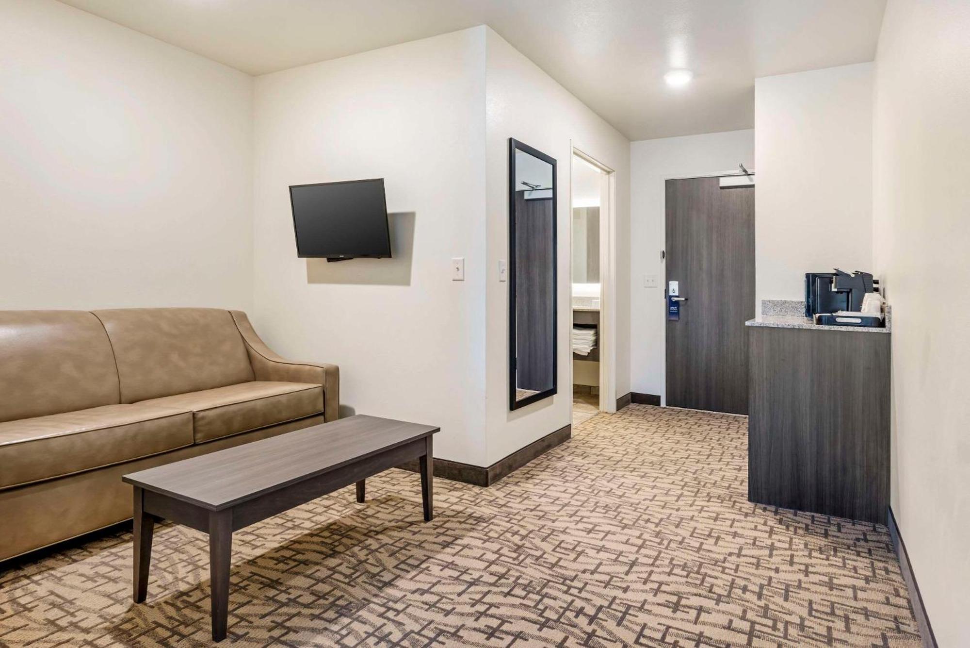 Comfort Inn & Suites Medina ภายนอก รูปภาพ